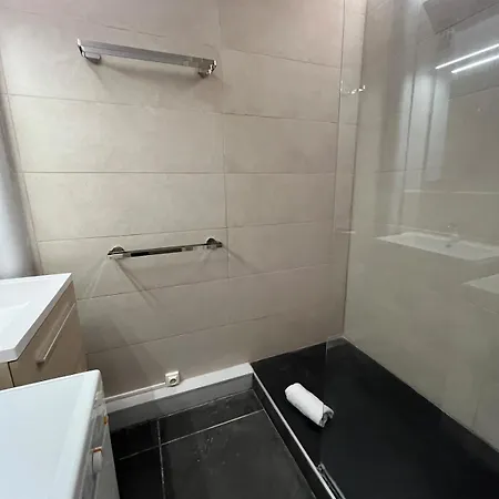 Tableau Vue Exceptionnelle Sur L'orne Apartment *